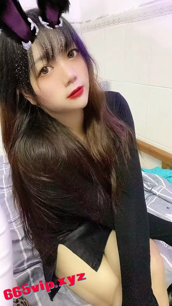 3F05AE71E0EF5E1F3F4CC0DE5AD52E59.jpg